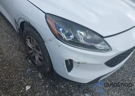 2022 Ford Escape S из США, поврежденный, VIN 1FMCU0F68NUA38505